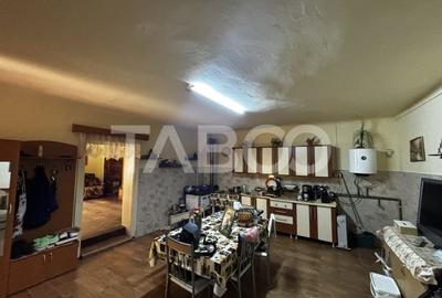 Casa de vanzare cu gradina si curte prima afisare zona Terezian Sibiu - 8
