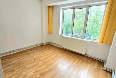 Apartament cu 4 camere în Central - 11