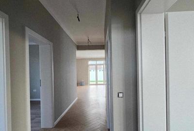 Casă cu 3 camere cu Teren 440 Mp în Nufărul - 12