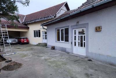 Inchiriez casa spatiu comercial cu garaj - 5