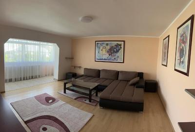 Apartament cu 3 camere de închiriat - 9