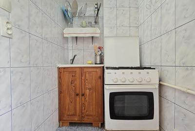 Calea Calarasilor - Matei Basarab, bloc 1987, etaj 3/4 - 10