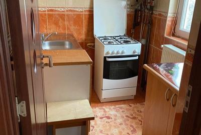 Garsonieră decomandată în Central - 2