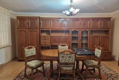 Apartament cu 4 camere decomandat în Traian - 10