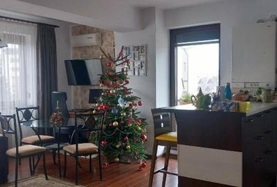 Apartament cu 3 camere decomandat în Băneasa - 1