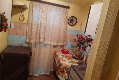 Casă cu 3 camere în Pucioasa - 2