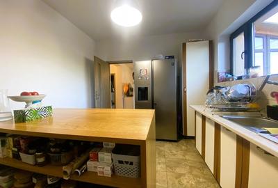 Casa moderna cu 2 apartamente in Cisnadie - 10