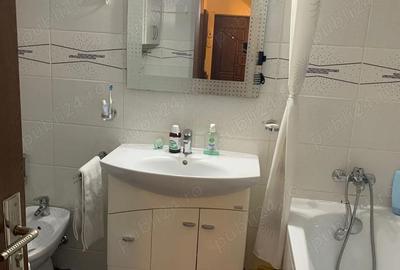 Apartament cu 3 camere în Traian - 5