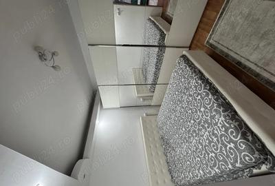 Apartament cu 2 camere decomandat în Craiovița Nouă - 4