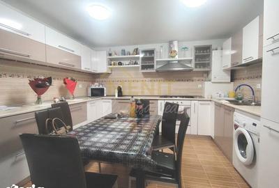 Casă cu 5 camere cu Teren 287 Mp în Central - 11