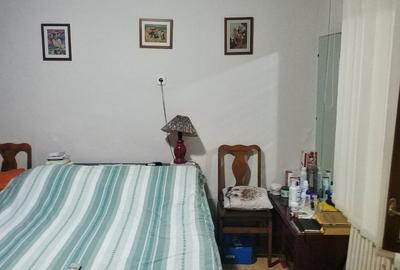 Casă cu 4 camere cu Canalizare în Km 4-5 - 10