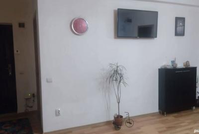 Vand apartament 3 camere mobilat cu parcare - 2