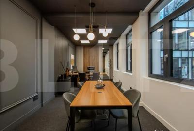 Spațiu comercial, de 130 mp, în P-ța Victoriei - 15