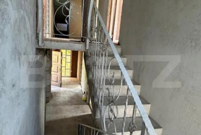 Casă cu 4 camere cu Teren 3400 Mp în Central - 6