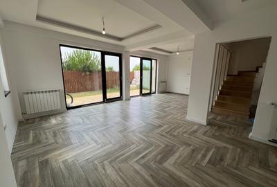 Casă individuală cu 4 camere cu Teren 250 Mp în Central - 2