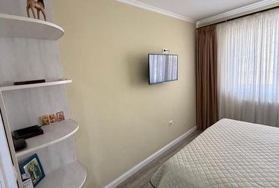 Apartament cu 4 camere semidecomandat în Central - 3