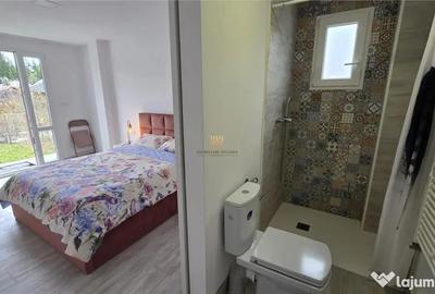 Casă cu 9 camere cu Teren 1845 Mp în Central - 1
