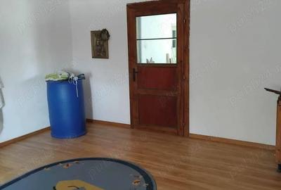 Casa de vanzare la sat - 1