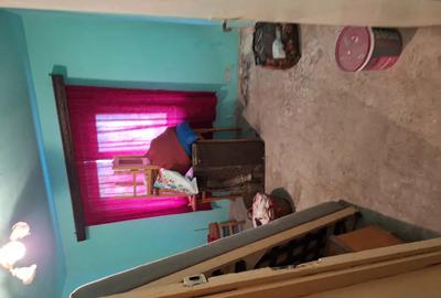 Apartament cu 3 camere decomandat în Aninoasa - 2