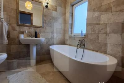 Casă cu 4 camere cu Teren 521 Mp în Central - 7
