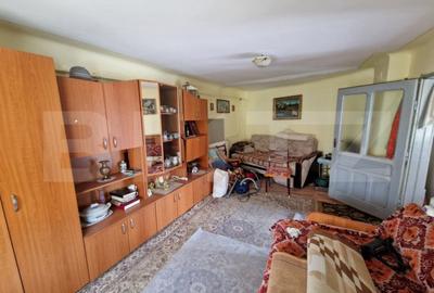 Casă cu 3 camere cu Canalizare în Ultracentral - 1