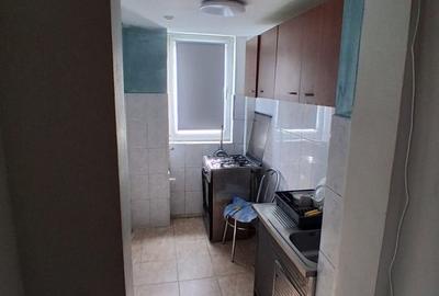 Apartament semidecomandat în Drumul Taberei