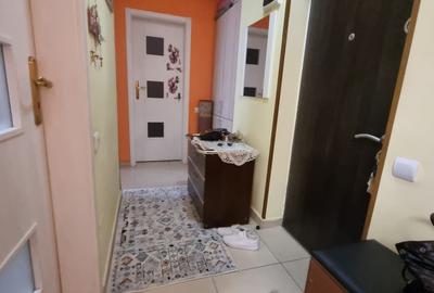 Apartament 2 camere decomandat, mobilat, parcare, zona Metalurgiei - 2