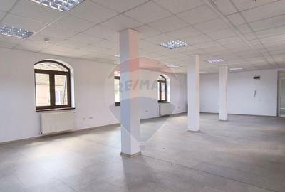 Spațiu comercial, de 190 mp, în Mediaș - 2