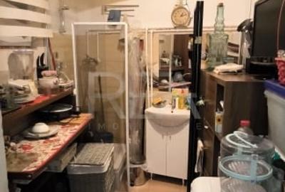 Garsoniera, Universitate - 9