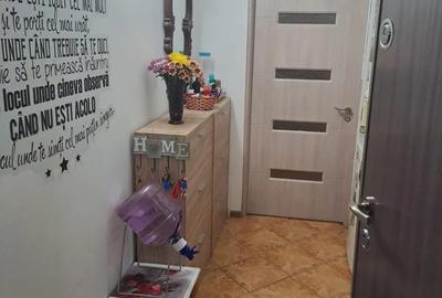 Apartament 3 camere ?coala 11 - 1