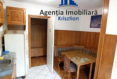 Apartament cu 3 camere semidecomandat în Micro 16 - 4
