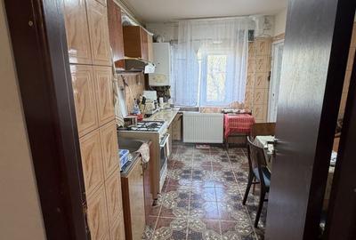 Apartament cu 2 camere decomandat în 1 Decembrie - 2