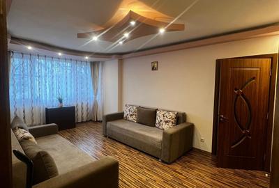 Apartament cu 2 camere semidecomandat, mobilat în Apărătorii Patriei - 1