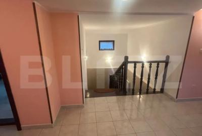 Casă cu 7 camere cu Teren 500 Mp în Lipovei - 4