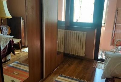 Apartament cu 3 camere semidecomandat în Craiovița Nouă - 5