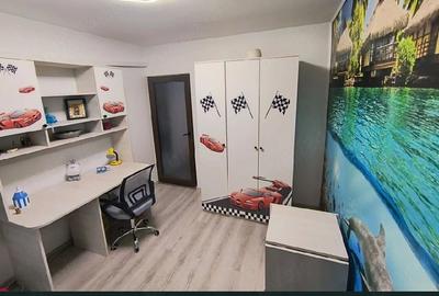 Apartament cu 3 camere decomandat în Micro 16 - 4
