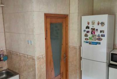 Apartament cu 4 camere decomandat în Central - 3