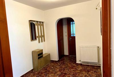 Apartament cu 2 camere decomandat în Central - 2