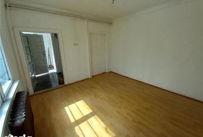 Casă cu 4 camere cu Teren 340 Mp în Giurgiului - 7
