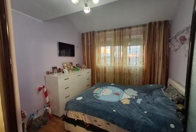Apartament cu 4 camere semidecomandat în Siderurgiștilor - 3