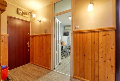Piata Progresul- Apartament 4 camere + boxa si parcare - Comision 0% - 9
