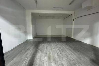 Spațiu comercial, de 40 mp, în Bartolomeu