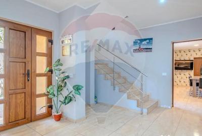 Casă cu 5 camere cu Teren 540 Mp în Ucea - 14