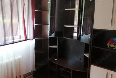 Dau in chirie apartament 3 camere