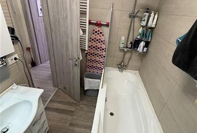 Vanzare Apartament 3 camere Semidecomandat  Cartier Solar - 11