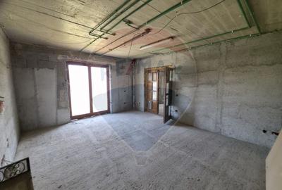 Casă cu 6 camere cu Teren 1680 Mp în Alexandru cel Bun - 16