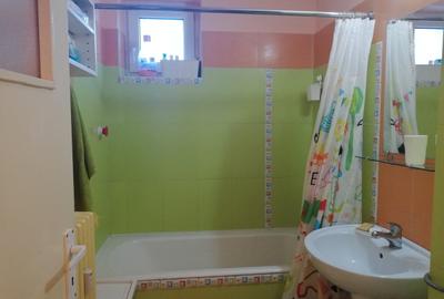 Apartament cu 2 camere decomandat în Tei - 5