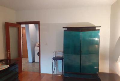 Apartament de inchiriat - 1