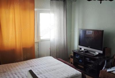 Apartament cu 3 camere decomandat în Hipodrom 2 - 4