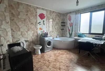 Casă cu Teren 295 Mp în Rădăuți - 4